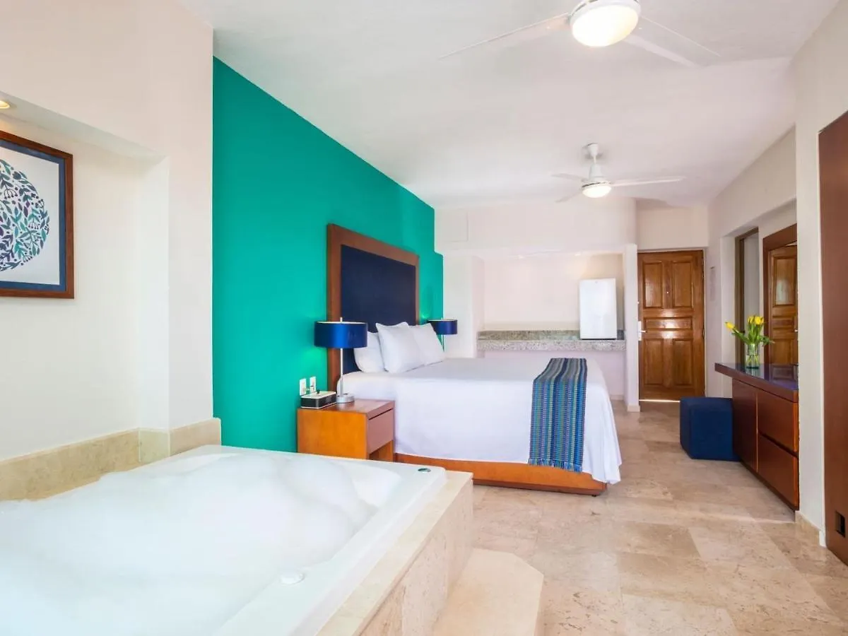 Crown Paradise Golden All Inclusive Resort - Adults Only Puerto Vallarta