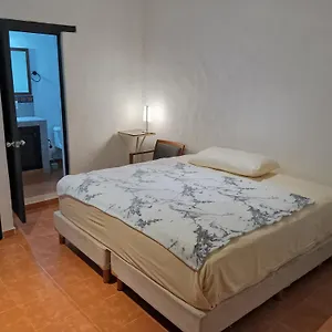 Hacienda Corona Habitación en casa particular