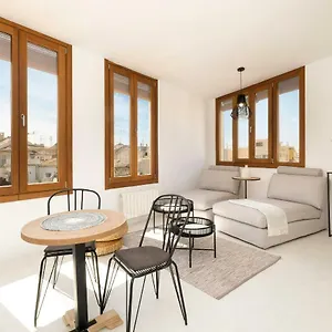 https://apartamentos-placeta-de-san-gil.es-andalucia.com